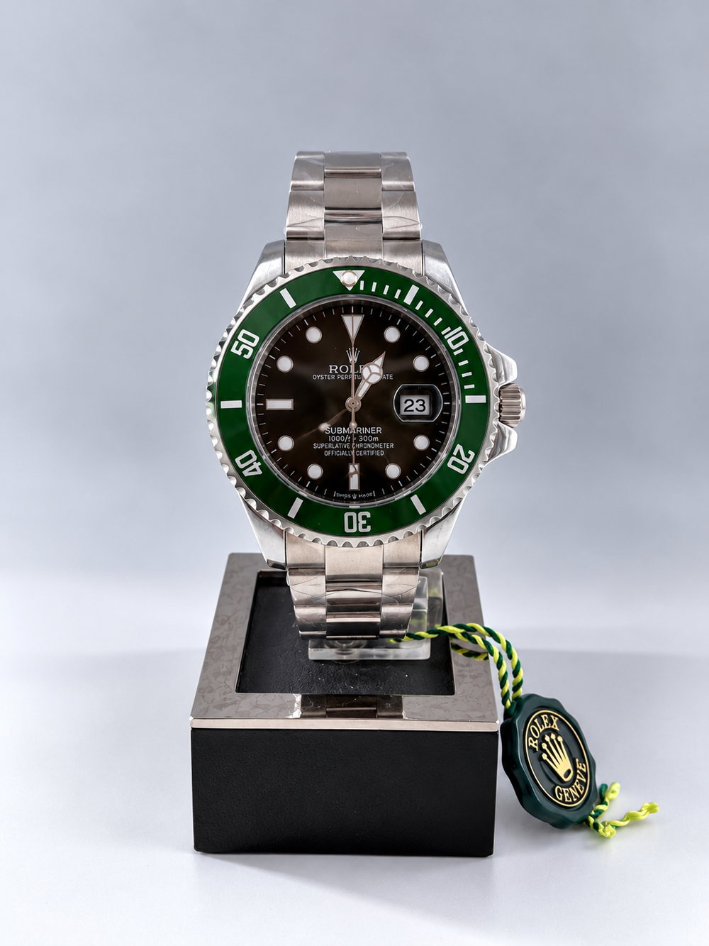 Rolex Submariner Date – Green Bezel